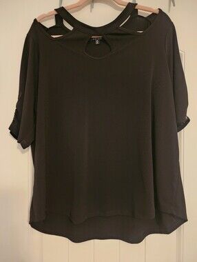 Louise Paris Black Cutout Cold-Shoulder Women's Top Rhinestone Trim 2X